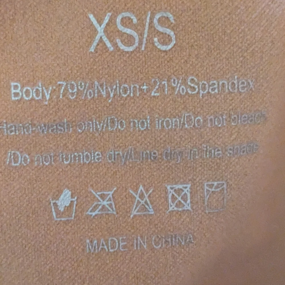 Elegant Tan Shapewear Bodysuit - Picture 3 of 4